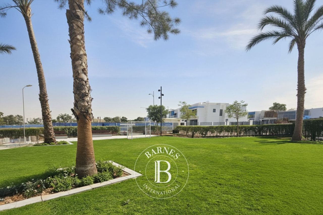 Вилла в Дубае, ОАЭ, 379.7 м² - фото 6