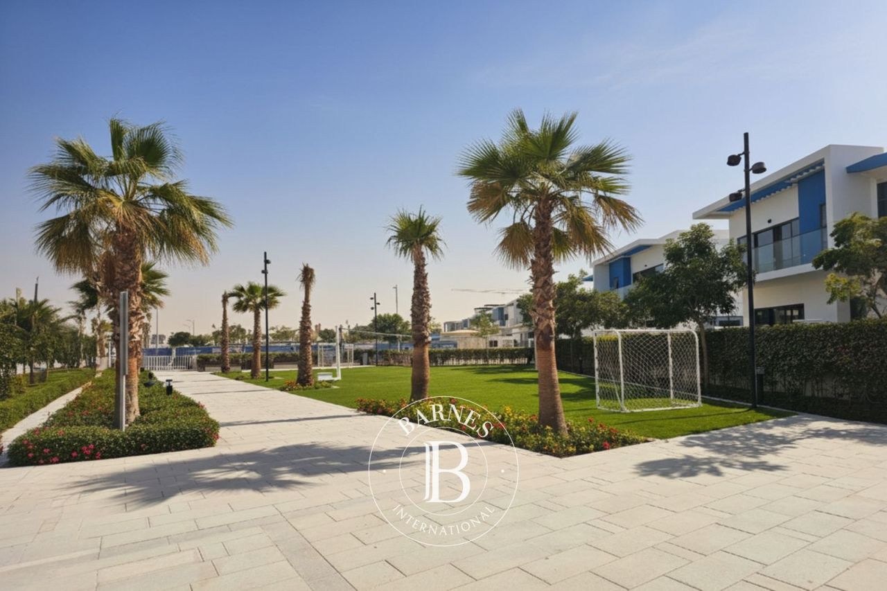 Вилла в Дубае, ОАЭ, 379.7 м² - фото 7