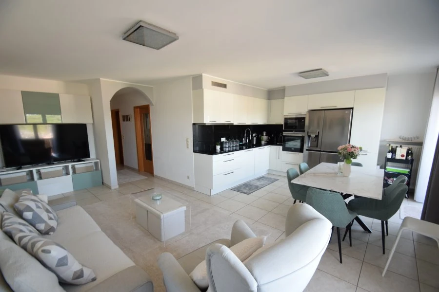 Квартира в Люксембурге, Люксембург, 90 м² - фото 2