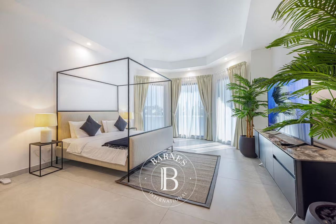 Вилла в Дубае, ОАЭ, 464.5 м² - фото 12