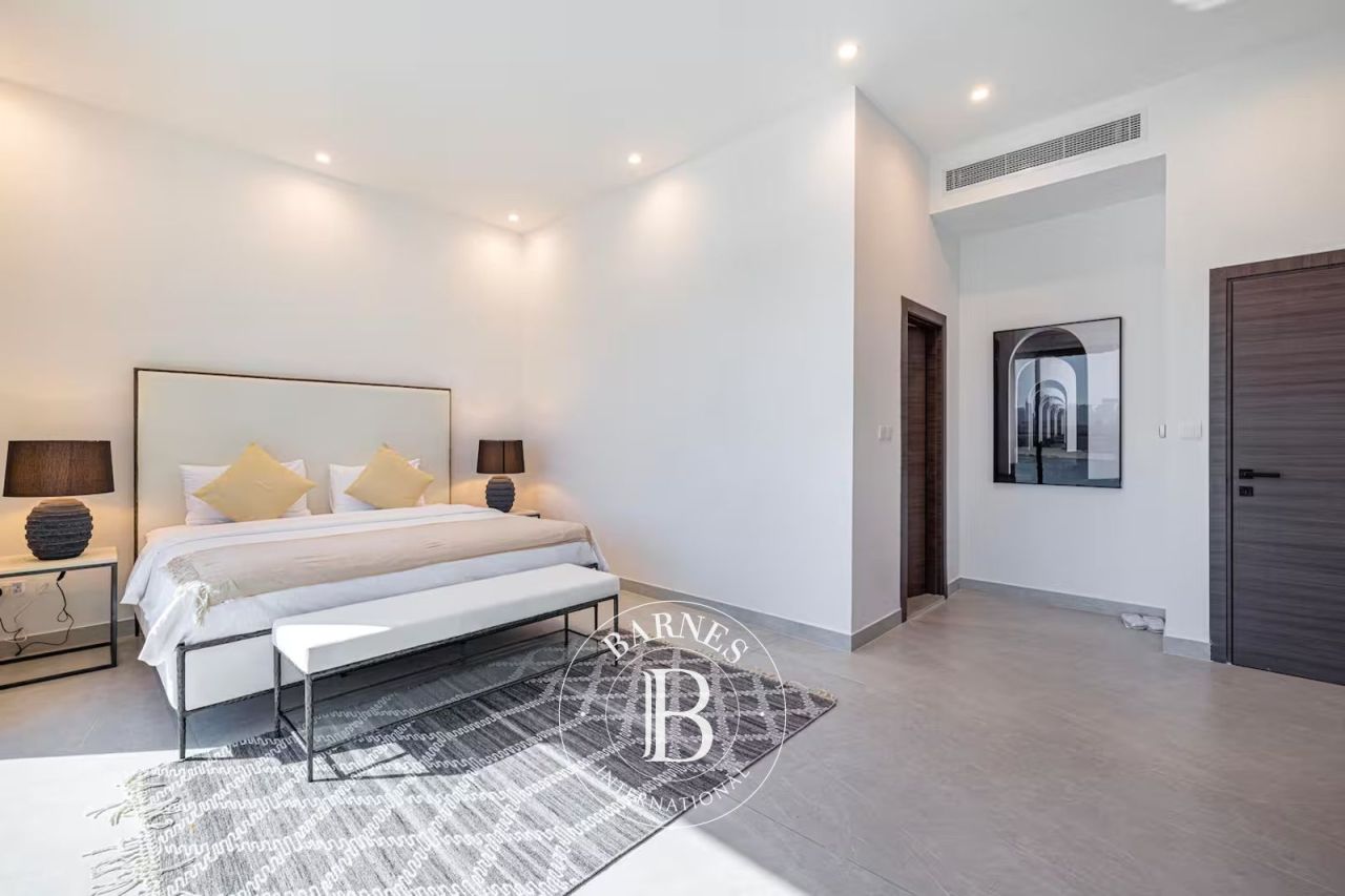 Вилла в Дубае, ОАЭ, 464.5 м² - фото 19