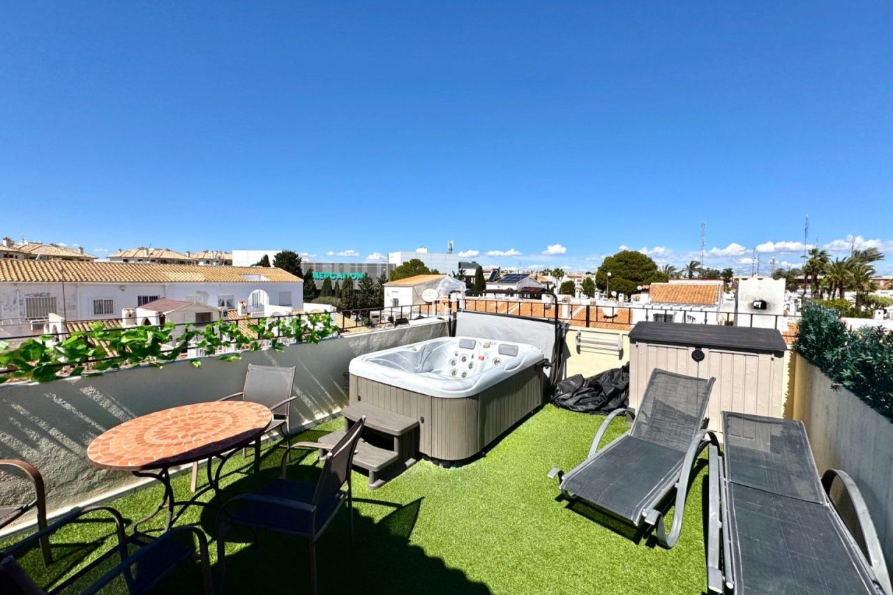 Апартаменты в Ориуэла Коста, Испания, 150 м² - фото 1