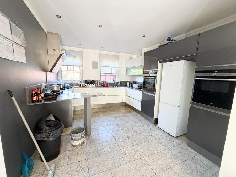 Квартира в Люксембурге, Люксембург, 140 м² - фото 4