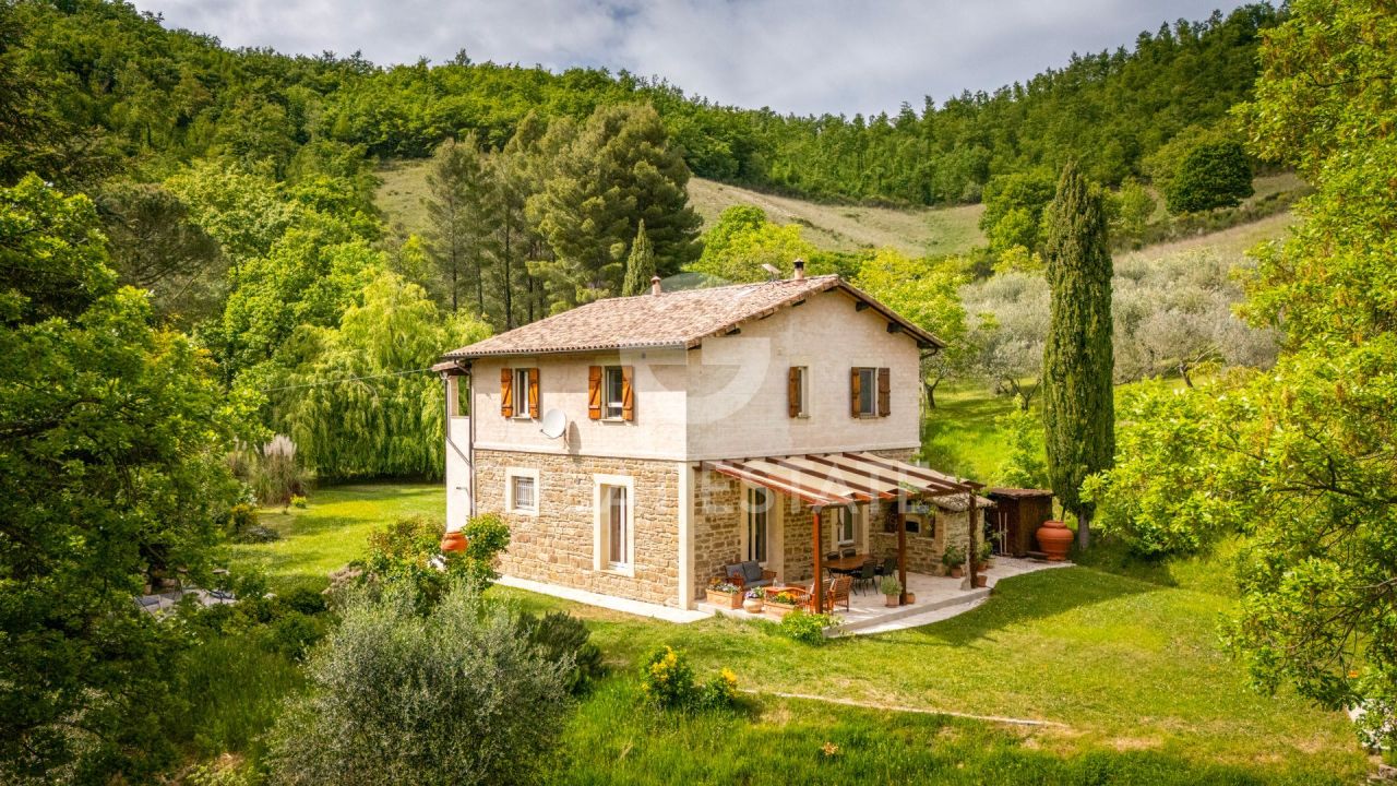 Дом в Ассизи, Италия, 165 м² - фото 2