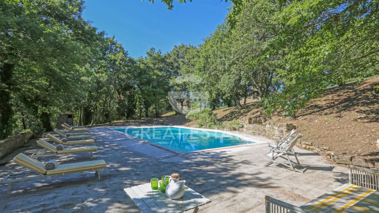 Дом San Casciano dei Bagni, Италия, 760.98 м² - фото 6