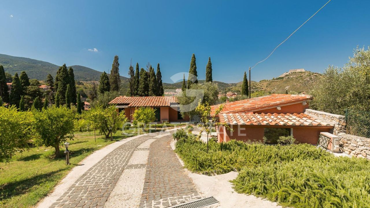 Вилла в Монте-Арджентарио, Италия, 389.95 м² - фото 8