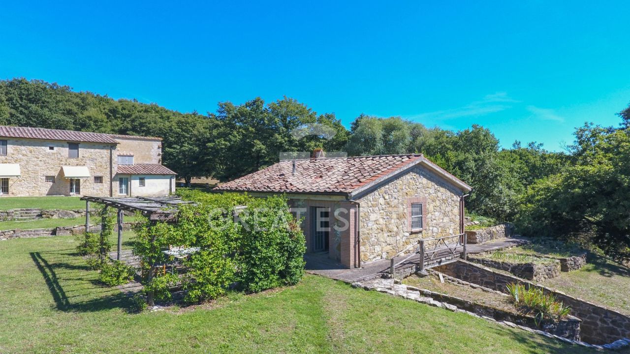 Дом San Casciano dei Bagni, Италия, 760.98 м² - фото 8