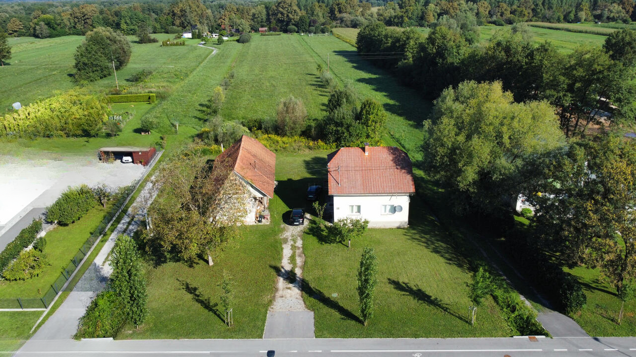 Земля в Любляне, Словения, 1 605 м² - фото 7
