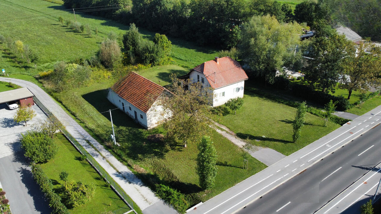 Земля в Любляне, Словения, 1 605 м² - фото 8