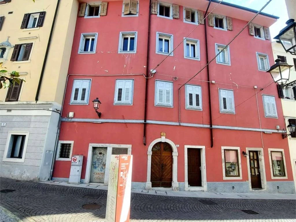 Квартира в Гориции, Италия, 146 м² - фото 1