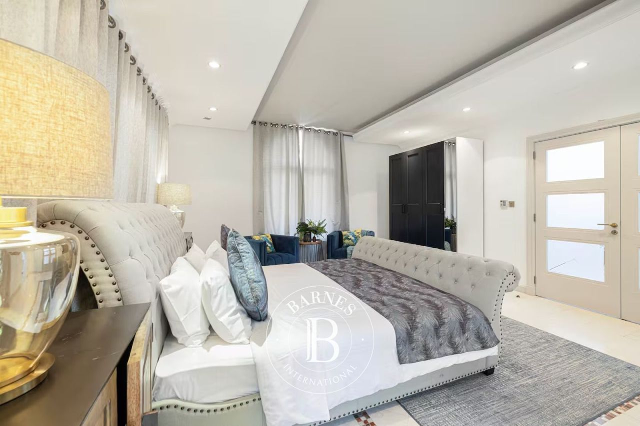 Вилла в Дубае, ОАЭ, 622.6 м² - фото 11
