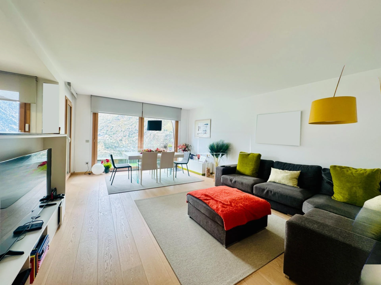 Квартира в Эскальдесе, Андорра, 144 м² - фото 1