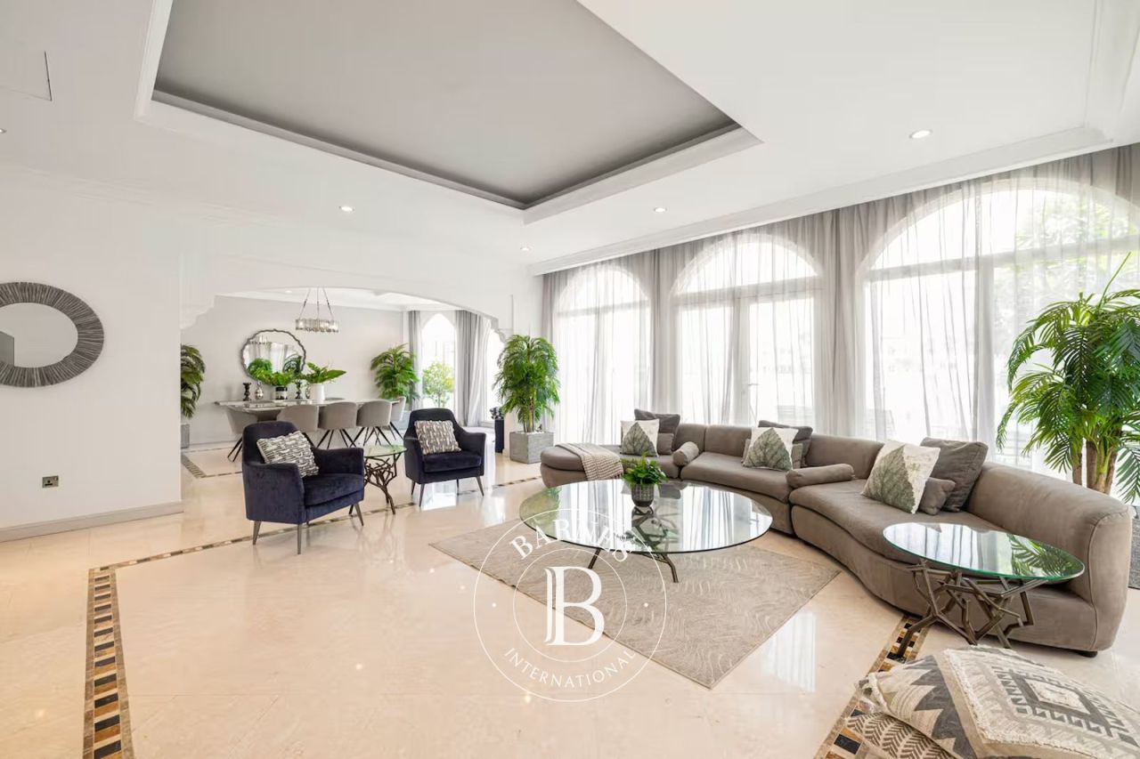 Вилла в Дубае, ОАЭ, 622.6 м² - фото 19