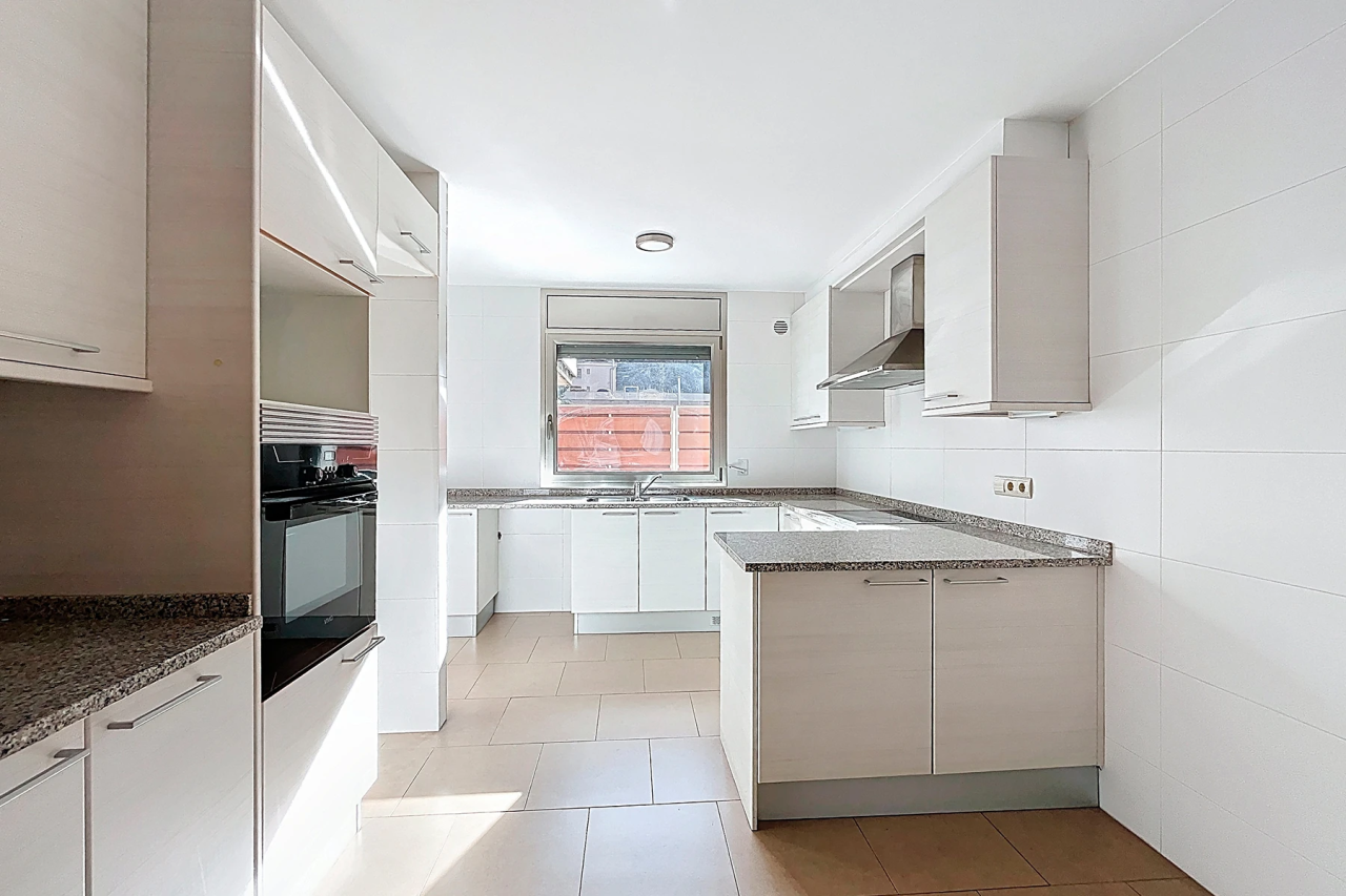 Квартира в Эскальдесе, Андорра, 164 м² - фото 6