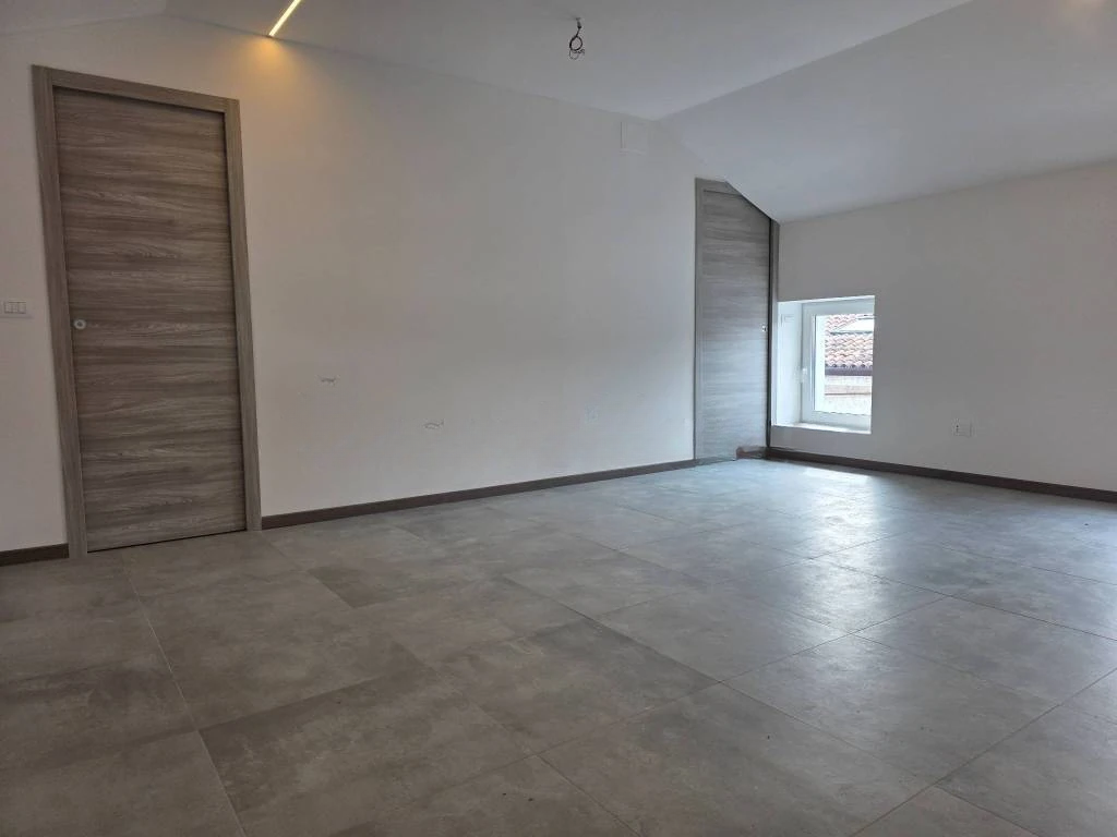 Квартира в Гориции, Италия, 90 м² - фото 8