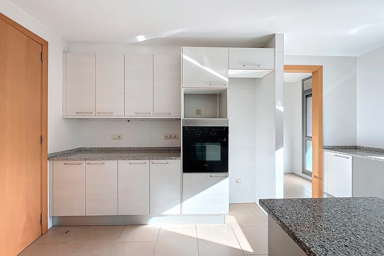 Квартира в Эскальдесе, Андорра, 164 м² - фото 8