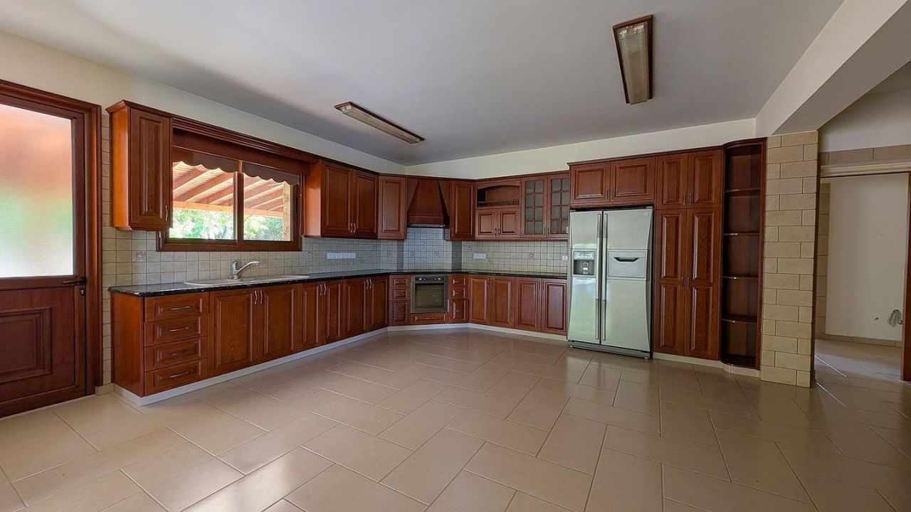 Коммерческая недвижимость в Пафосе, Кипр, 250 м² - фото 4