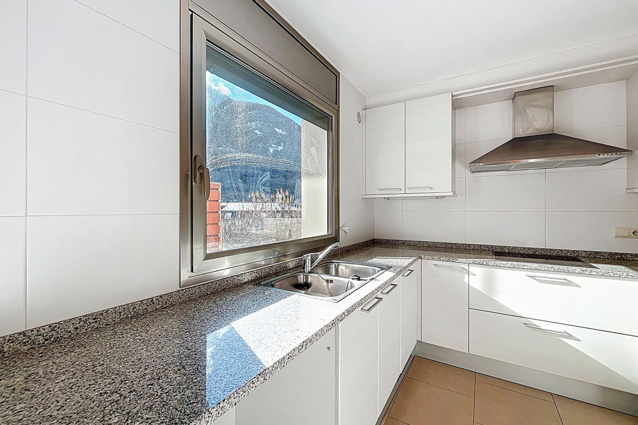 Квартира в Эскальдесе, Андорра, 164 м² - фото 9