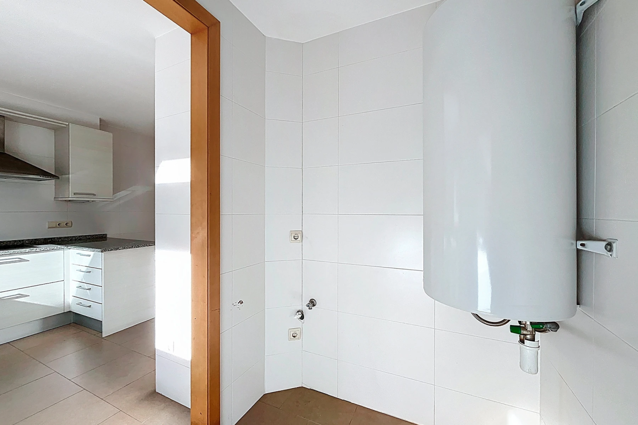 Квартира в Эскальдесе, Андорра, 164 м² - фото 10