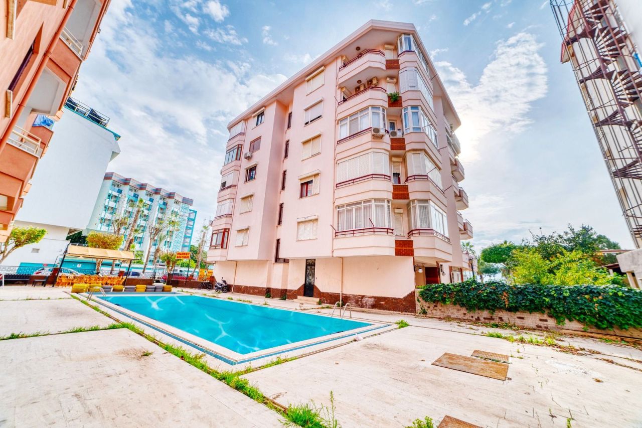 Квартира в Алании, Турция, 160 м² - фото 1