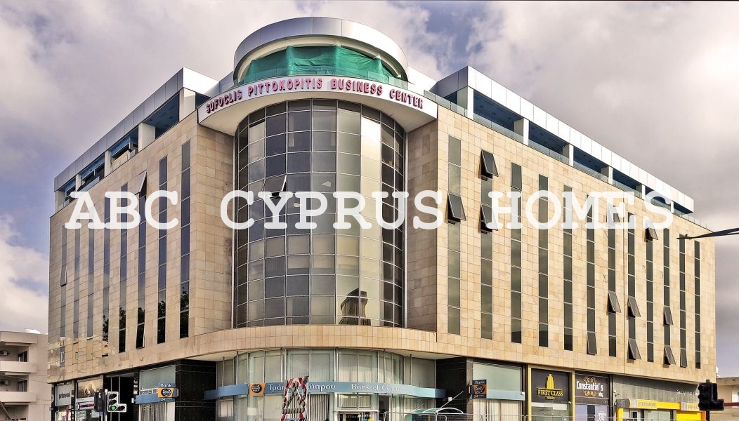 Офис в Пафосе, Кипр, 85 м² - фото 1