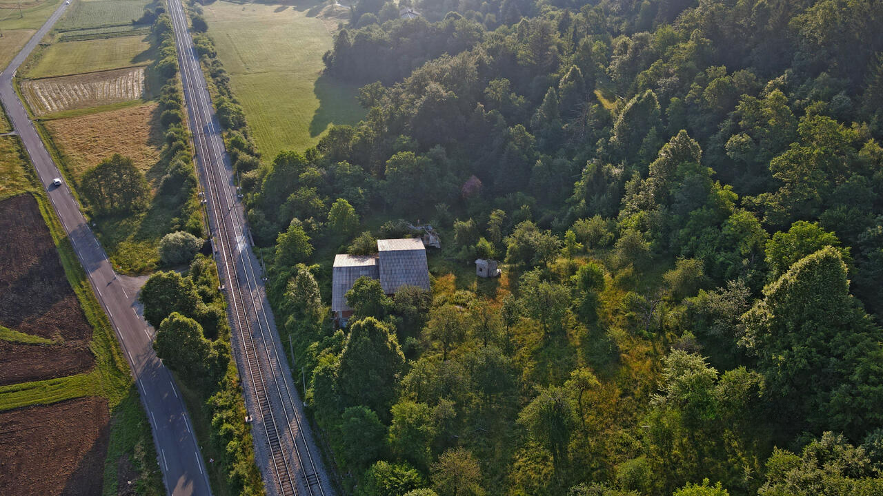 Ферма в Любляне, Словения, 11 020 м² - фото 2