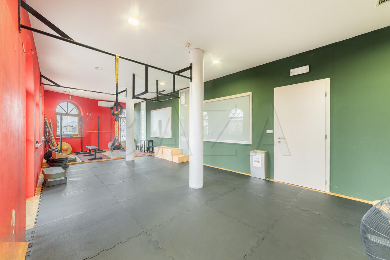 Офис в Любляне, Словения, 1 041 м² - фото 9
