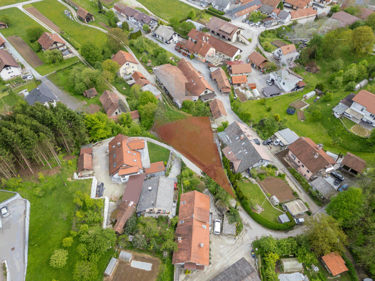 Земля в Любляне, Словения, 800 м² - фото 1
