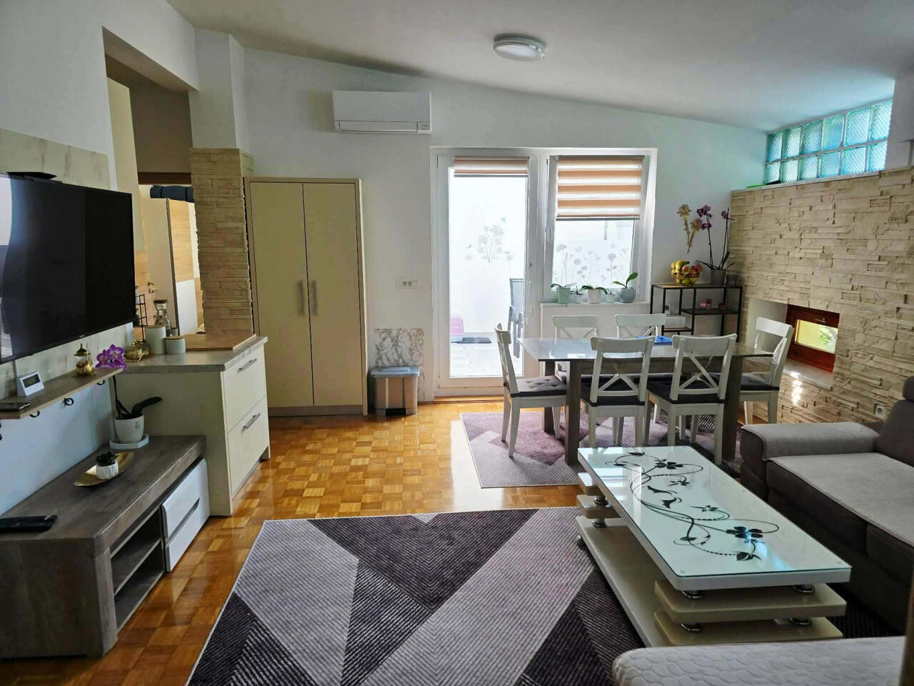 Квартира в Анкаране, Словения, 71 м² - фото 1