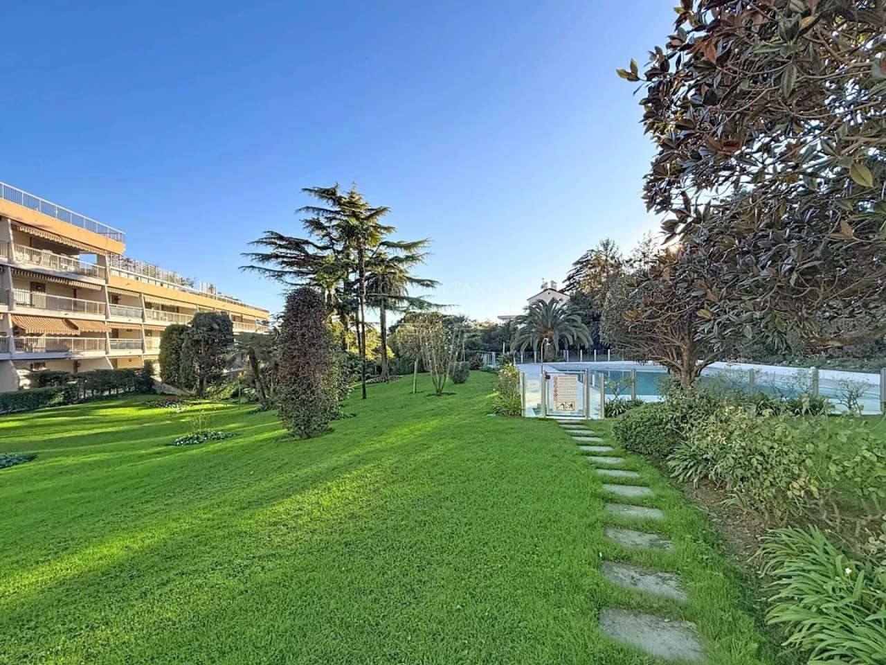 Квартира в Каннах, Франция, 90 м² - фото 2