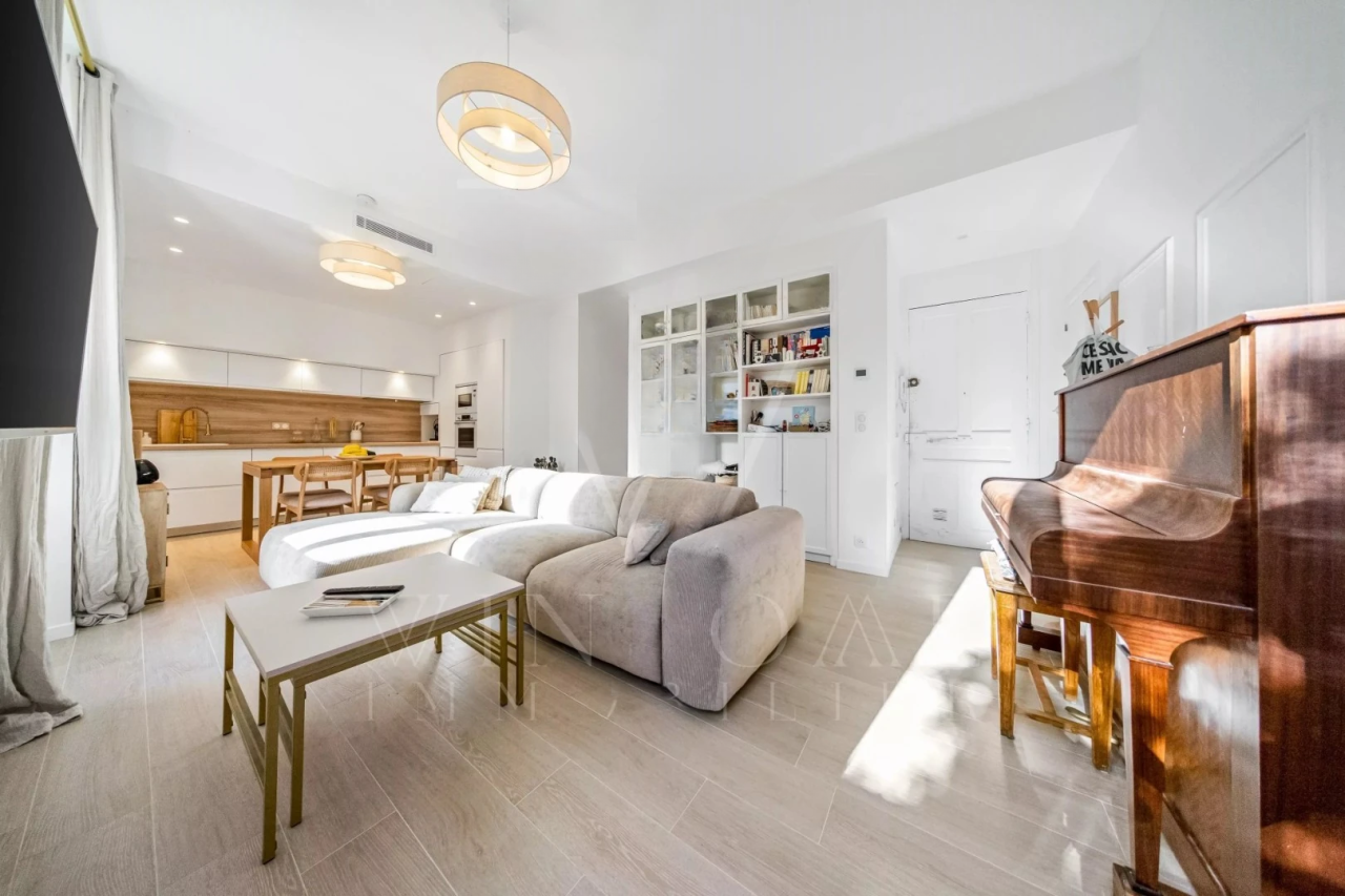 Квартира в Каннах, Франция, 77 м² - фото 2