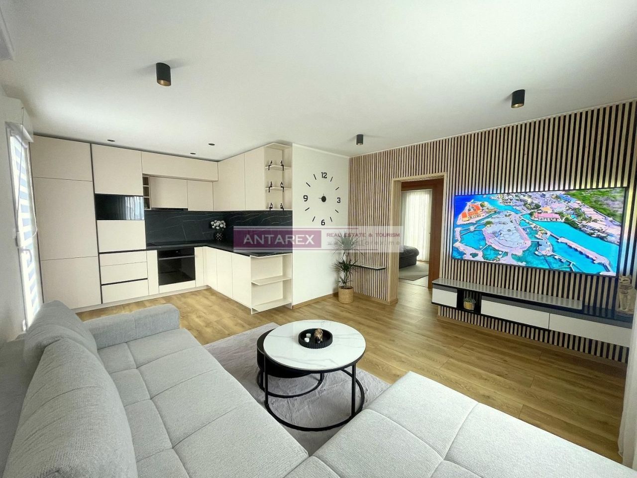 Вилла в Херцег-Нови, Черногория, 47 м² - фото 1