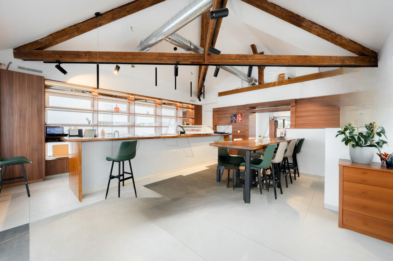 Офис в Любляне, Словения, 247 м² - фото 3
