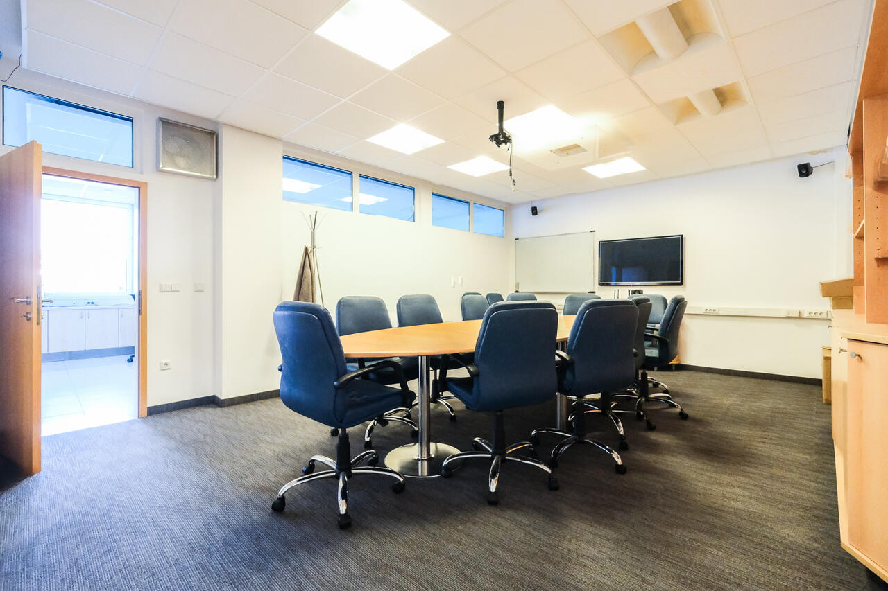 Офис в Любляне, Словения, 445 м² - фото 4