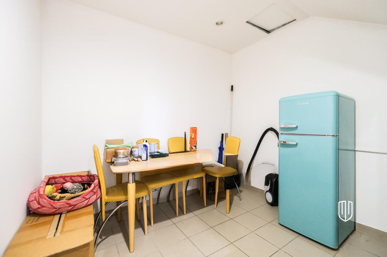 Офис в Любляне, Словения, 445 м² - фото 7