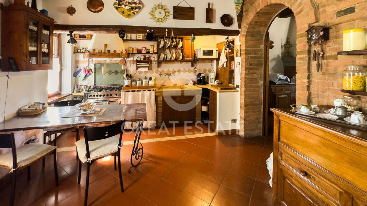 Дом в Кастельнуово, Италия, 380.6 м² - фото 15