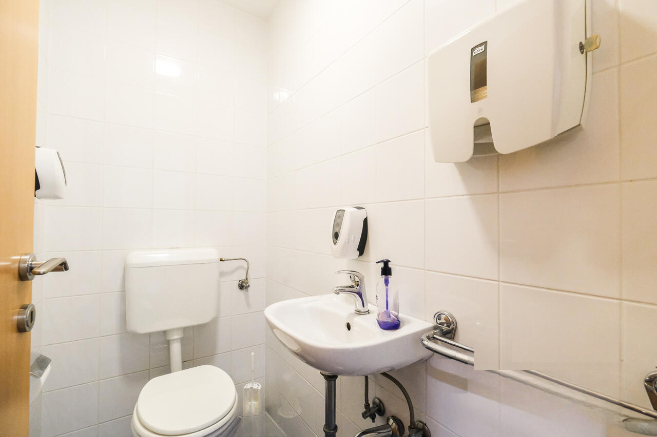 Офис в Любляне, Словения, 445 м² - фото 11