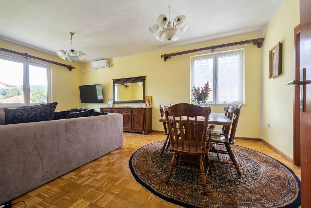 Дом в Херцег-Нови, Черногория, 265 м² - фото 8