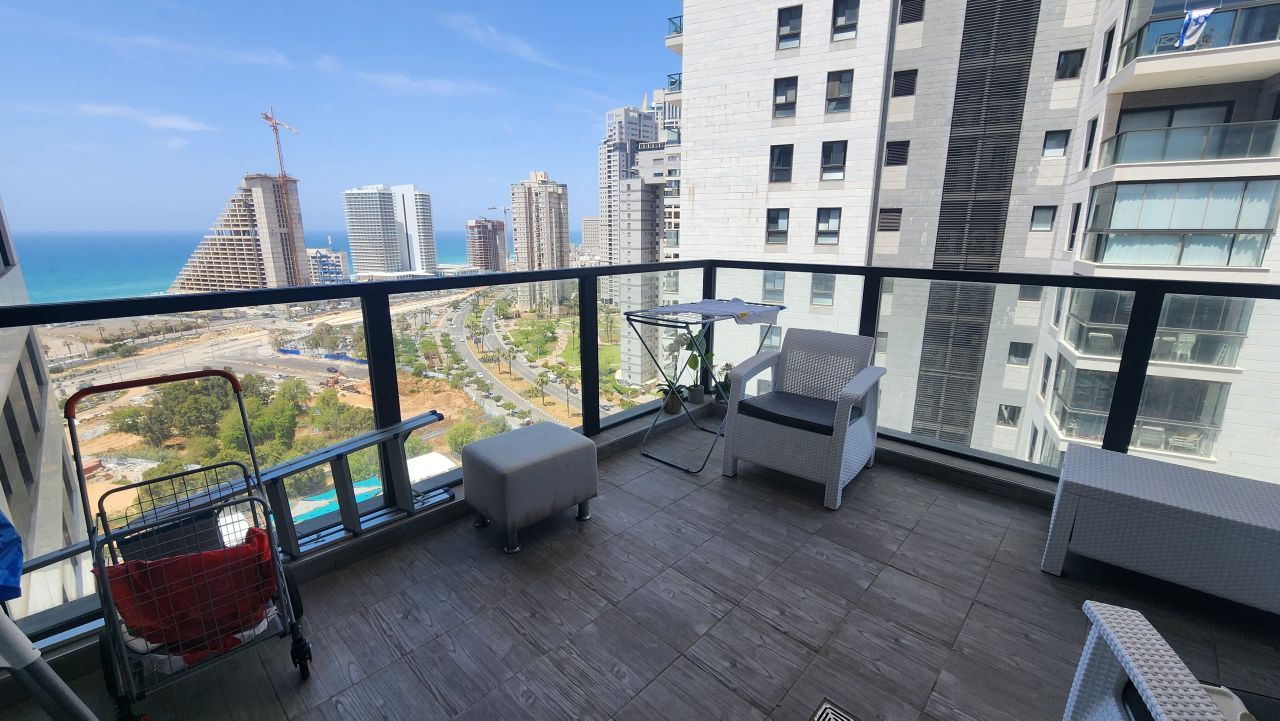 Квартира в Бат-Яме, Израиль, 104 м² - фото 2