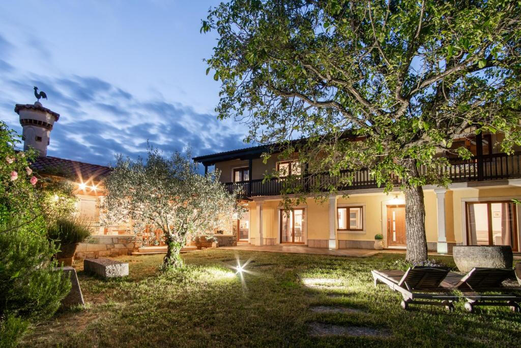 Дом в Сежане, Словения, 340 м² - фото 1
