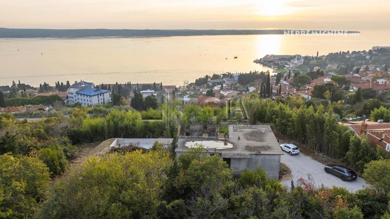 Дом в Портороже, Словения, 387 м² - фото 1