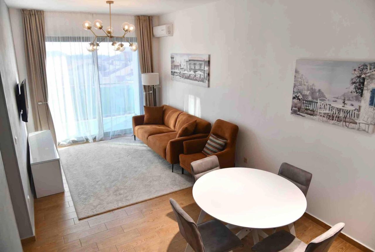 Квартира в Бечичи, Черногория, 51 м² - фото 1