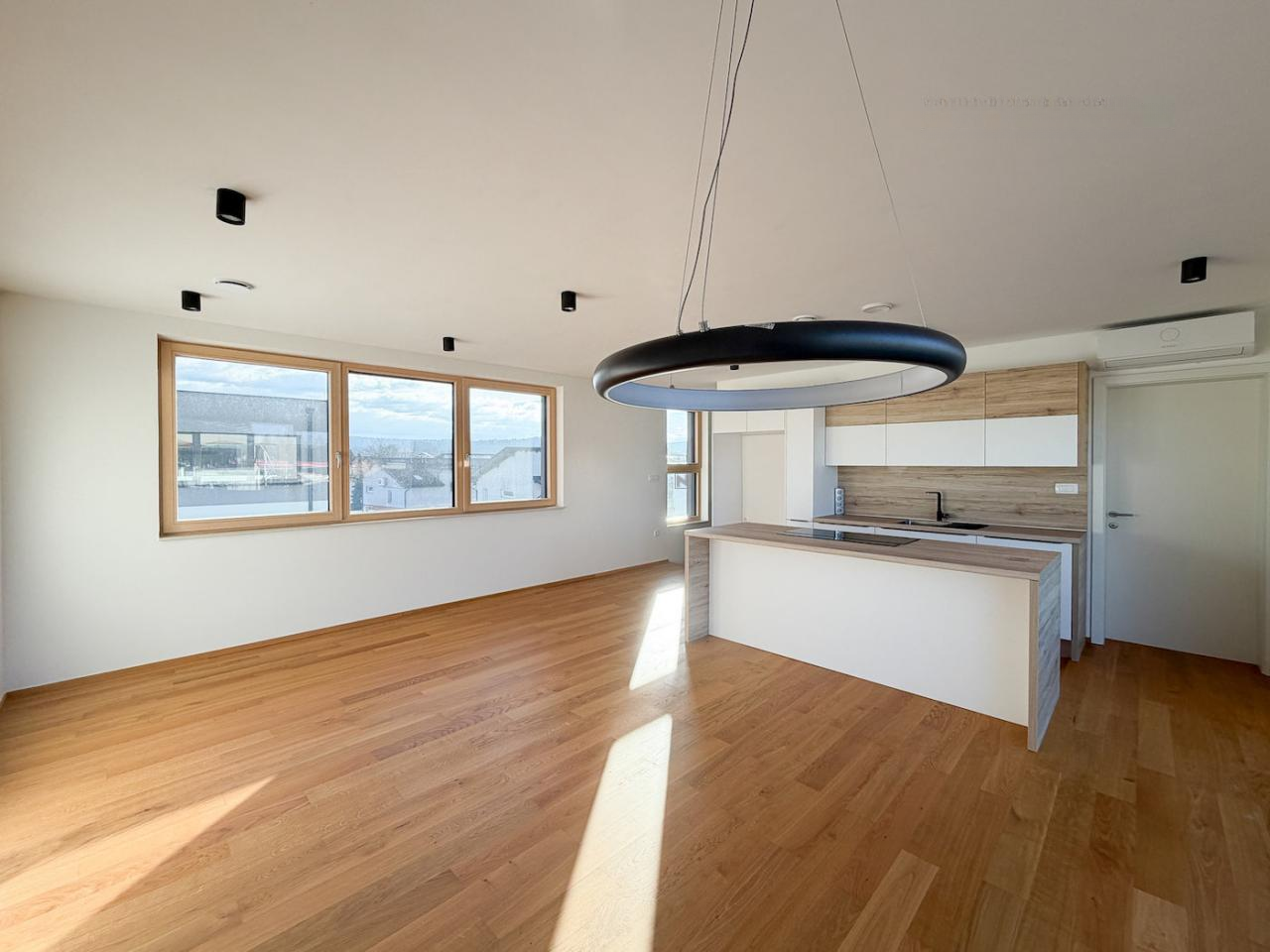 Квартира в Любляне, Словения, 148 м² - фото 1