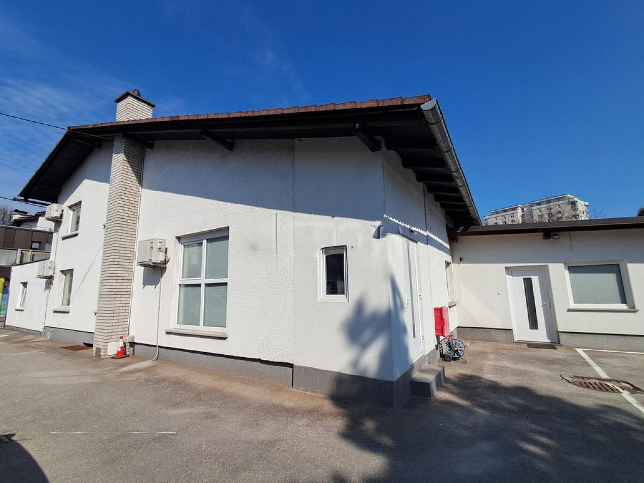 Дом в Любляне, Словения, 240 м² - фото 1