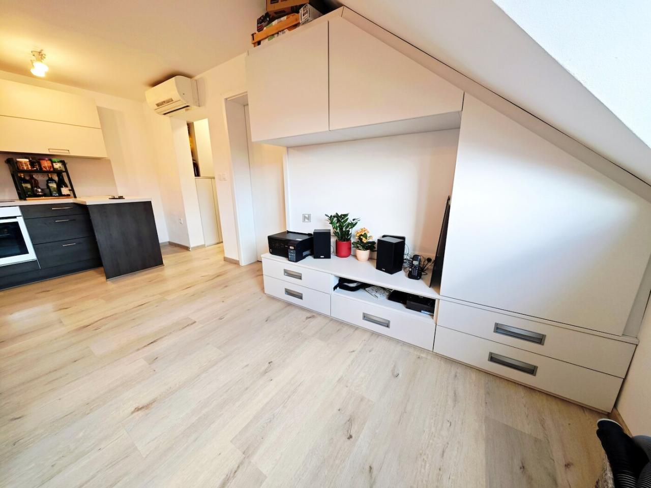 Квартира в Любляне, Словения, 37 м² - фото 2