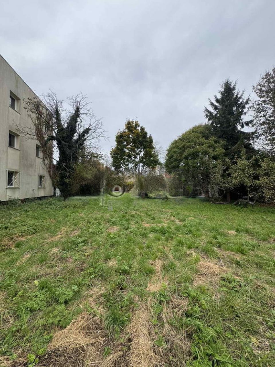 Земля в Любляне, Словения, 1 363 м² - фото 2