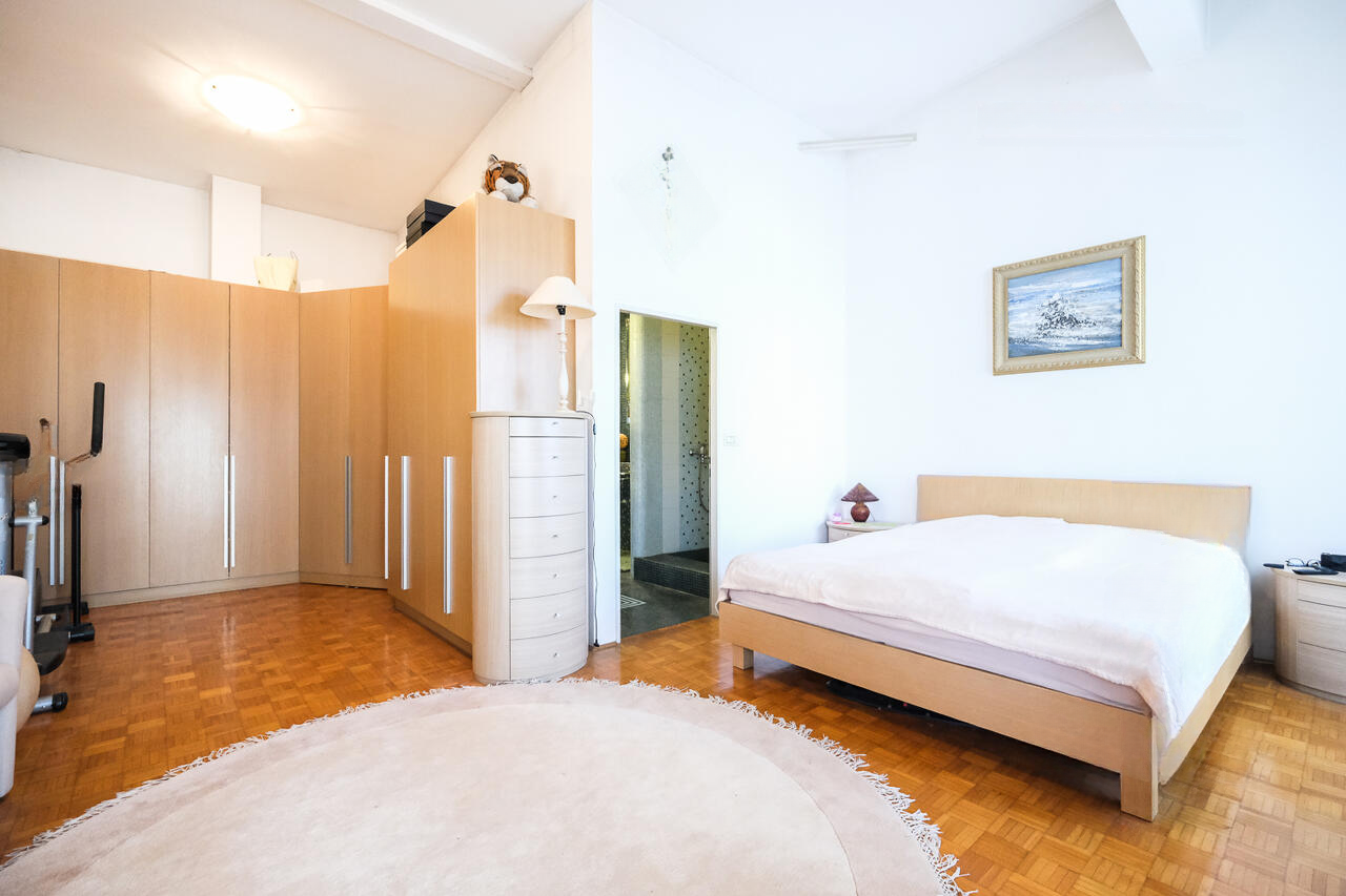 Квартира в Любляне, Словения, 279 м² - фото 8