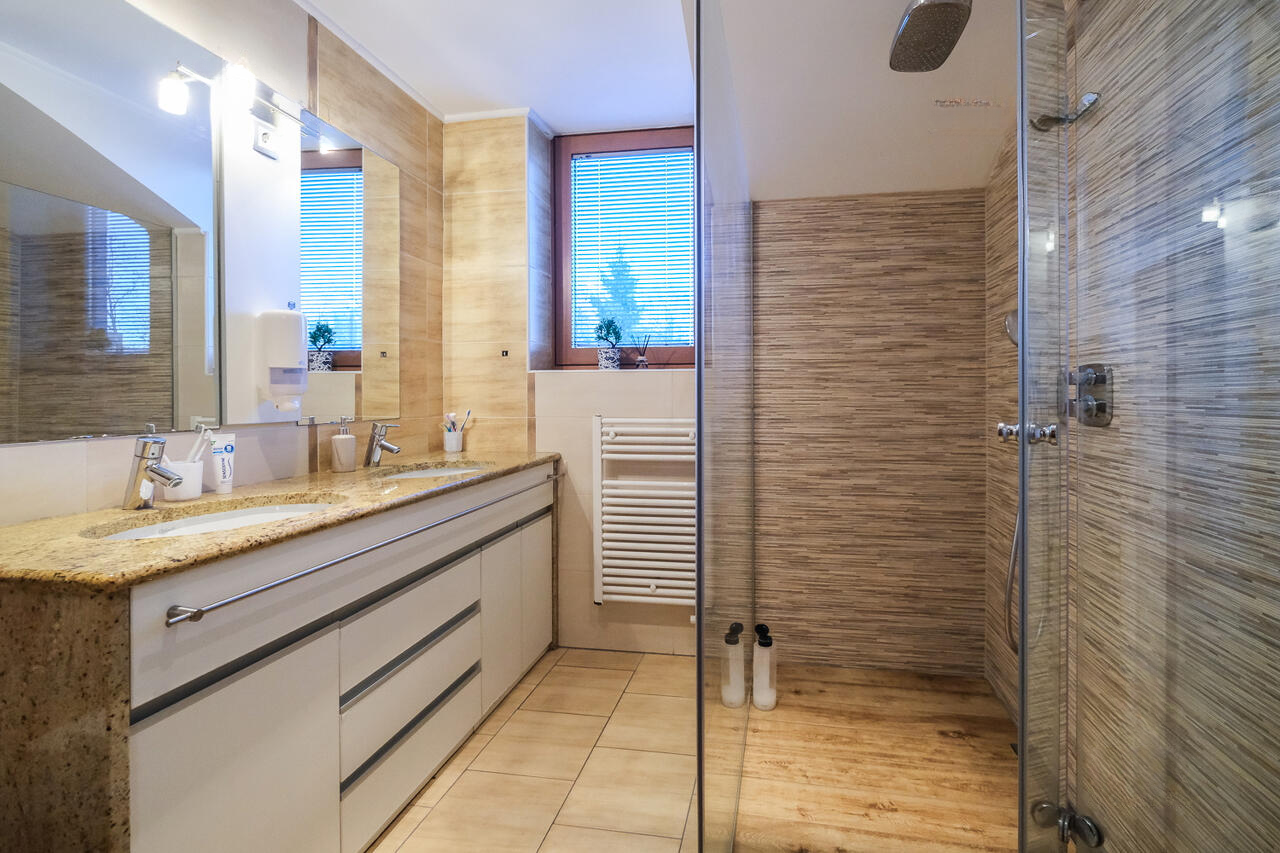 Дом в Любляне, Словения, 350 м² - фото 8
