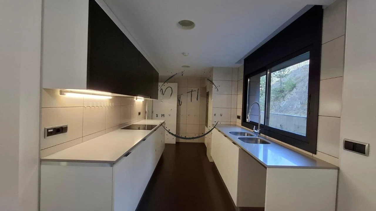 Квартира в Ордино, Андорра, 144 м² - фото 14