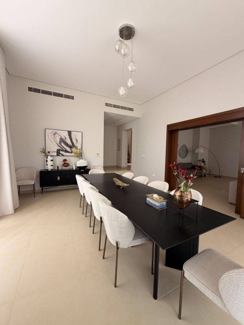 Вилла в Маскате, Оман, 481 м² - фото 1